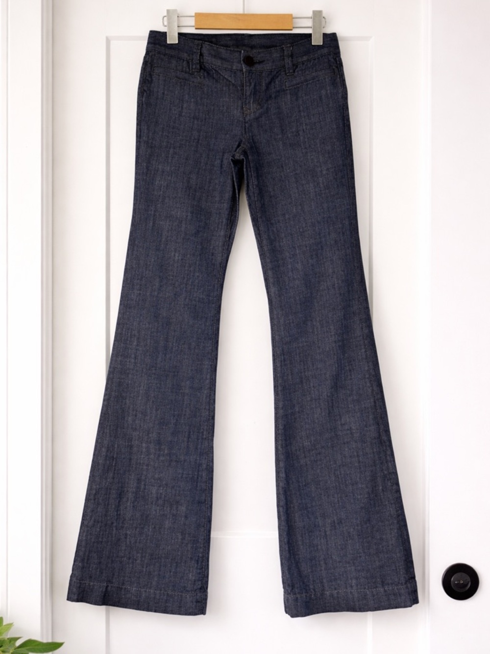 Club Monaco True Flare Jeans 26 Dark Wash 10” Leg Opening Y2K Trouser Fit - Picture 3 of 12
